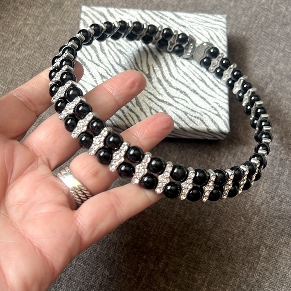 BLACK BEADED DOUBLE ROW CRYSTAL EMBELLISHED CHOKER - Picture 11 of 11